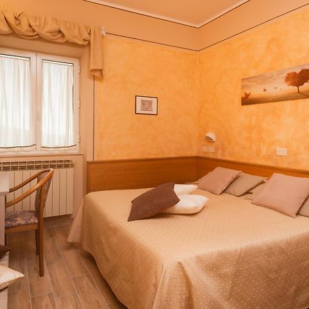 Albergo Ristorante Il Fungo Santa Fiora Extérieur photo