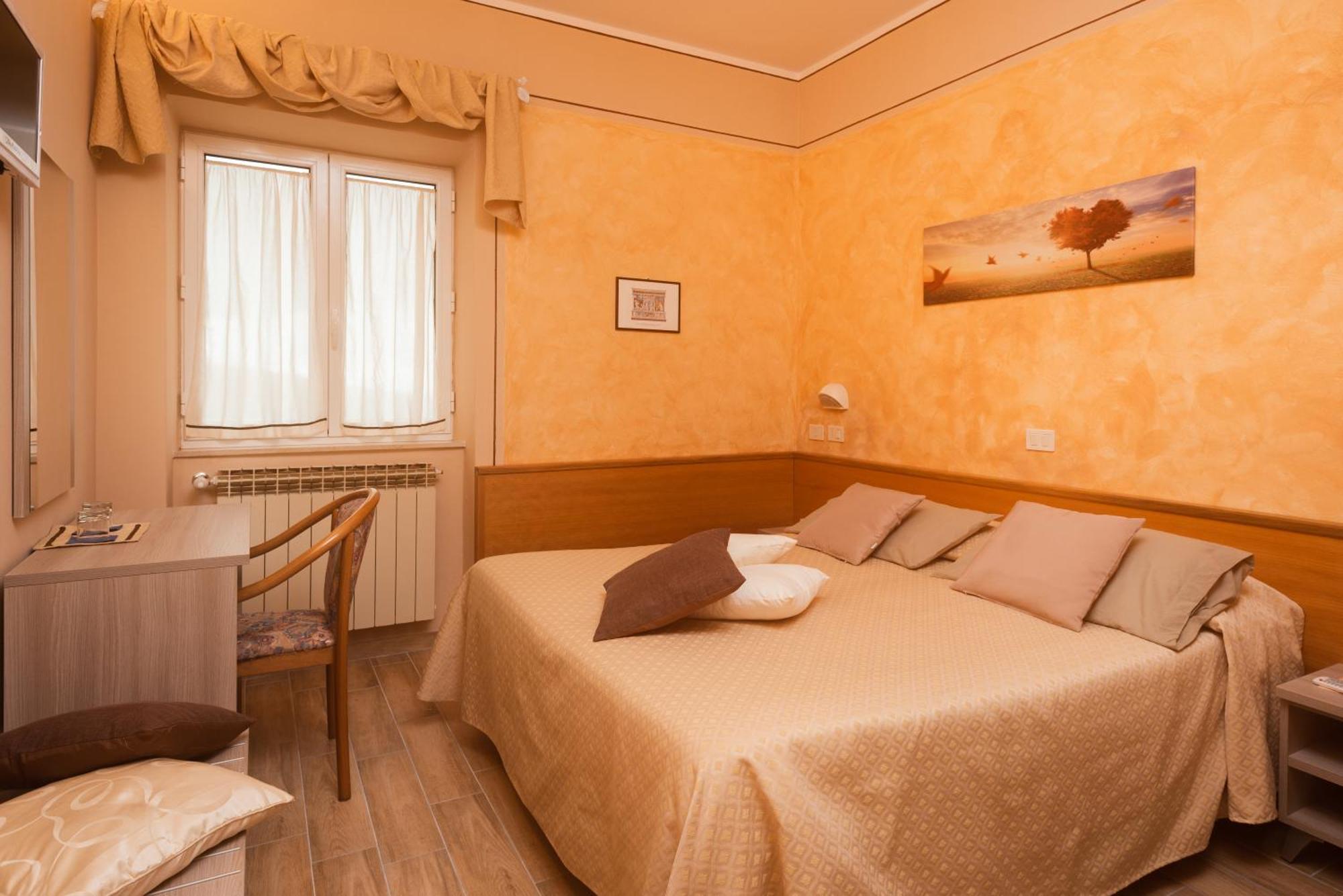 Albergo Ristorante Il Fungo Santa Fiora Extérieur photo