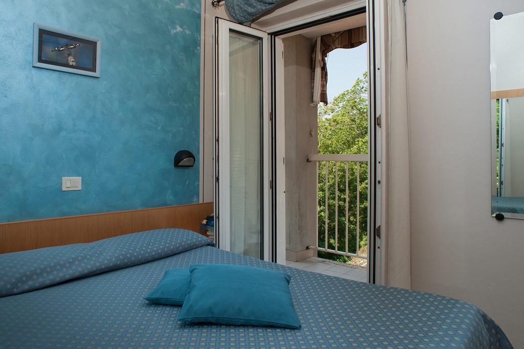 Albergo Ristorante Il Fungo Santa Fiora Chambre photo